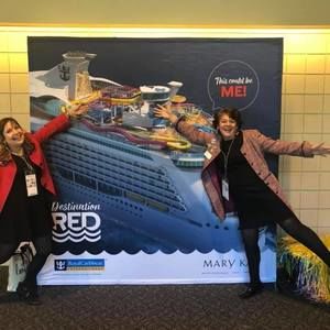 Meet your Posher, Toni